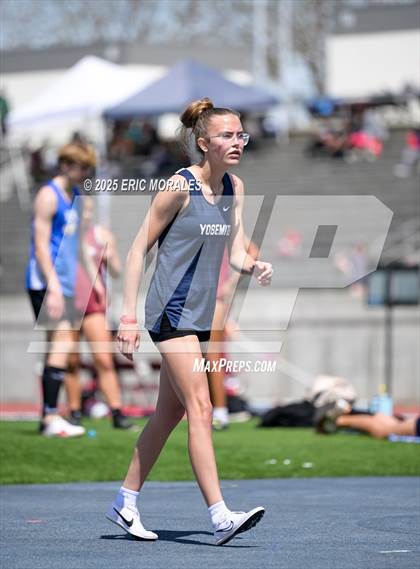 Thumbnail 1 in West Coast Relays (Field Events) photogallery.