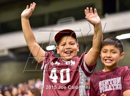 Thumbnail 3 in Cuero vs Sinton (UIL 4A D2 Quarterfinal) photogallery.