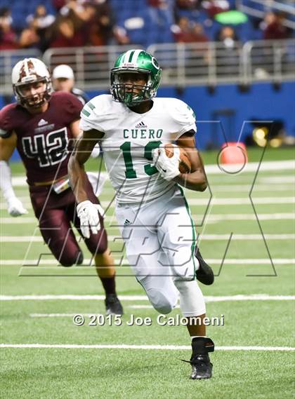 Thumbnail 3 in Cuero vs Sinton (UIL 4A D2 Quarterfinal) photogallery.
