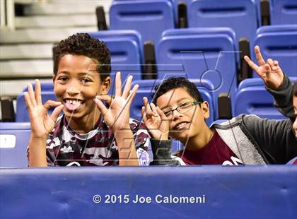 Thumbnail 2 in Cuero vs Sinton (UIL 4A D2 Quarterfinal) photogallery.