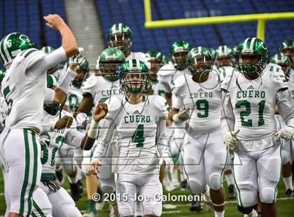 Thumbnail 3 in Cuero vs Sinton (UIL 4A D2 Quarterfinal) photogallery.