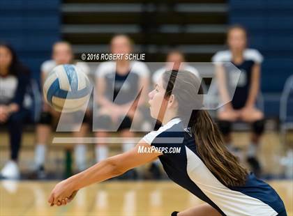 Thumbnail 3 in JV: River Valley @ Vista del Lago photogallery.