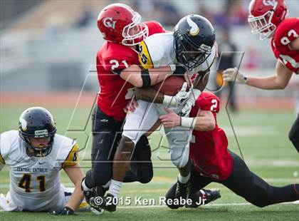 Thumbnail 3 in Central Catholic vs. Cumberland Valley (PIAA Class AAAA Semifinal) photogallery.