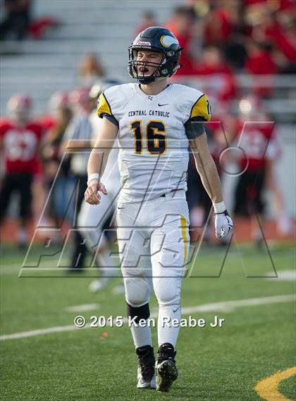 Thumbnail 3 in Central Catholic vs. Cumberland Valley (PIAA Class AAAA Semifinal) photogallery.