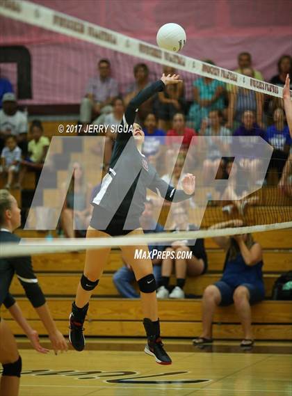 Thumbnail 3 in Truckee @ Woodcreek photogallery.