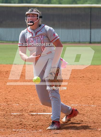 Thumbnail 2 in Katy vs Brazoswood (UIL 6A Softball Region 3 Semifinal) photogallery.