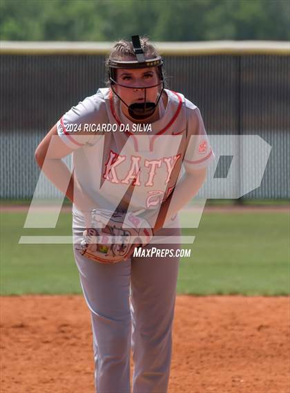 Thumbnail 2 in Katy vs Brazoswood (UIL 6A Softball Region 3 Semifinal) photogallery.
