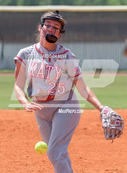 Thumbnail 2 in Katy vs Brazoswood (UIL 6A Softball Region 3 Semifinal) photogallery.