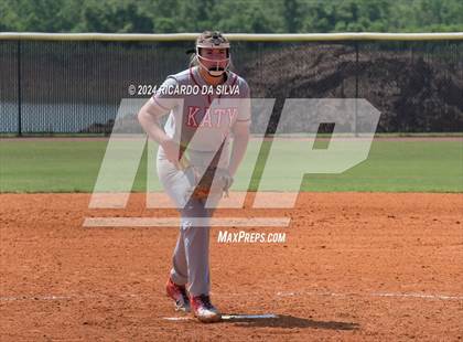 Thumbnail 3 in Katy vs Brazoswood (UIL 6A Softball Region 3 Semifinal) photogallery.