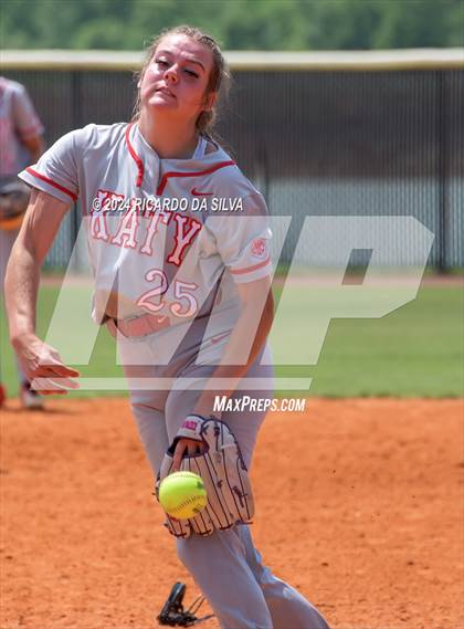 Thumbnail 3 in Katy vs Brazoswood (UIL 6A Softball Region 3 Semifinal) photogallery.
