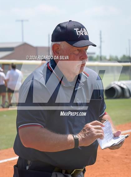Thumbnail 3 in Katy vs Brazoswood (UIL 6A Softball Region 3 Semifinal) photogallery.
