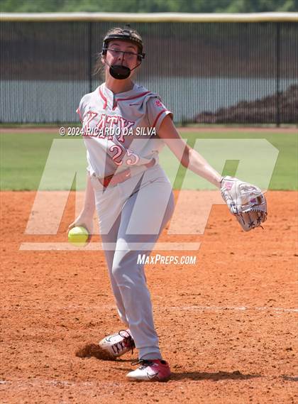 Thumbnail 2 in Katy vs Brazoswood (UIL 6A Softball Region 3 Semifinal) photogallery.