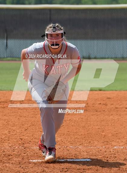 Thumbnail 1 in Katy vs Brazoswood (UIL 6A Softball Region 3 Semifinal) photogallery.