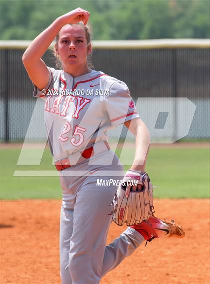 Thumbnail 2 in Katy vs Brazoswood (UIL 6A Softball Region 3 Semifinal) photogallery.