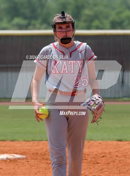 Thumbnail 1 in Katy vs Brazoswood (UIL 6A Softball Region 3 Semifinal) photogallery.