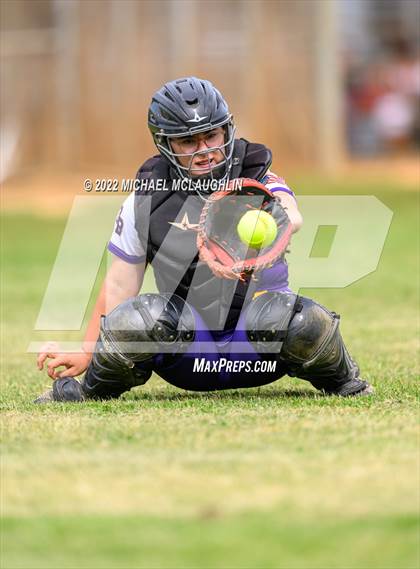 Thumbnail 2 in East Rockaway vs. Oyster Bay (NYSPHSAA Section VIII Class B Final Game 1) photogallery.