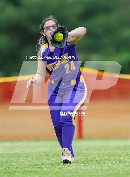 Thumbnail 2 in East Rockaway vs. Oyster Bay (NYSPHSAA Section VIII Class B Final Game 1) photogallery.