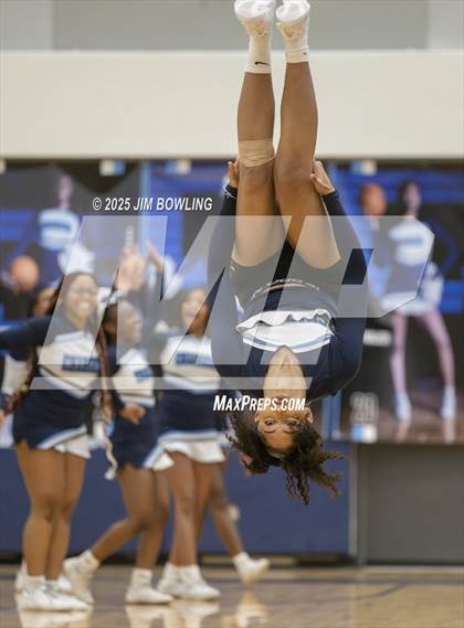 Thumbnail 3 in Champaign Central vs. Centennial (IHSA 3A Regional Semifinal) photogallery.