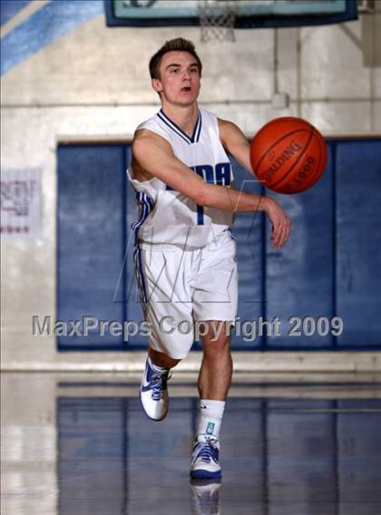 Thumbnail 2 in Dana Hills vs. Los Alamitos (OC North-South Challenge) photogallery.