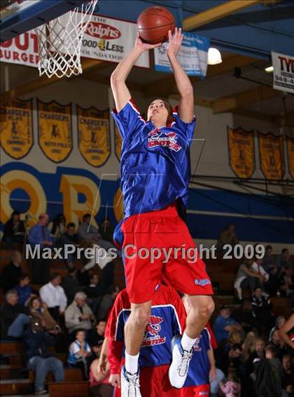 Thumbnail 3 in Dana Hills vs. Los Alamitos (OC North-South Challenge) photogallery.