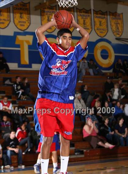 Thumbnail 3 in Dana Hills vs. Los Alamitos (OC North-South Challenge) photogallery.