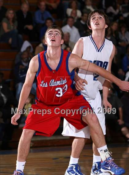 Thumbnail 2 in Dana Hills vs. Los Alamitos (OC North-South Challenge) photogallery.