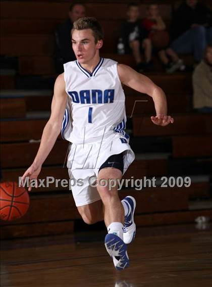 Thumbnail 2 in Dana Hills vs. Los Alamitos (OC North-South Challenge) photogallery.