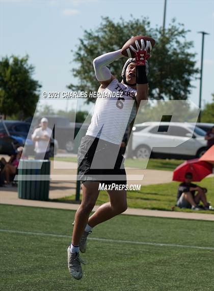 Thumbnail 1 in A&M Consolidated vs Bryan (7 on 7 State Qualifying Tournament) photogallery.