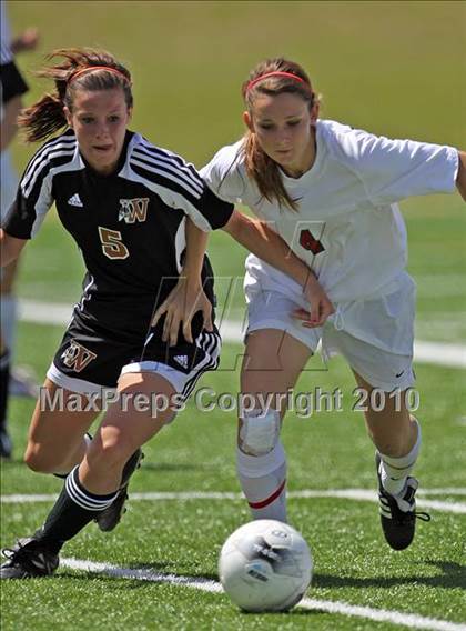 Thumbnail 2 in Westwood vs The Woodlands (Texas 5A Regional Final) photogallery.