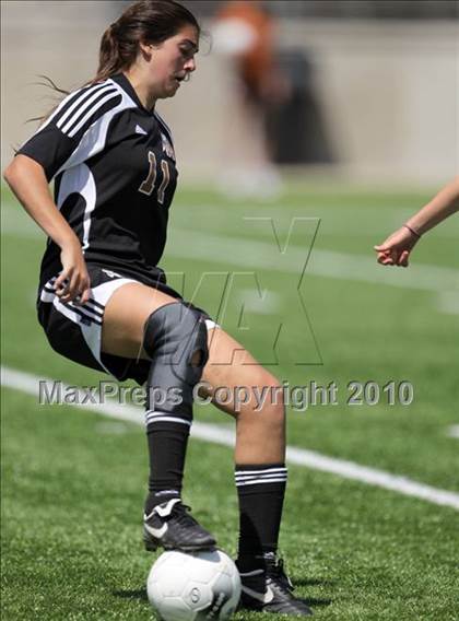 Thumbnail 3 in Westwood vs The Woodlands (Texas 5A Regional Final) photogallery.