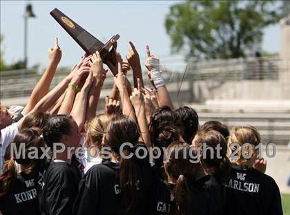 Thumbnail 2 in Westwood vs The Woodlands (Texas 5A Regional Final) photogallery.