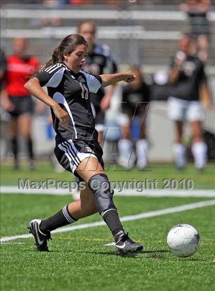 Thumbnail 1 in Westwood vs The Woodlands (Texas 5A Regional Final) photogallery.