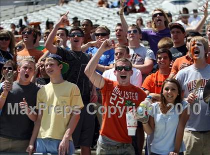 Thumbnail 1 in Westwood vs The Woodlands (Texas 5A Regional Final) photogallery.