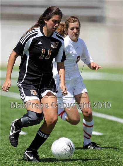 Thumbnail 2 in Westwood vs The Woodlands (Texas 5A Regional Final) photogallery.
