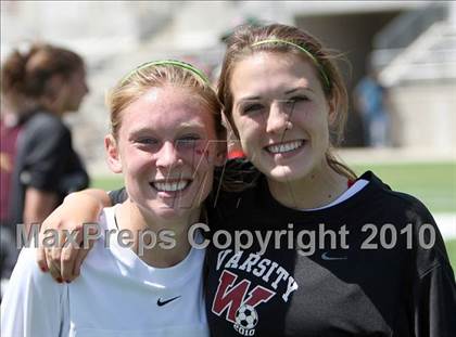 Thumbnail 2 in Westwood vs The Woodlands (Texas 5A Regional Final) photogallery.
