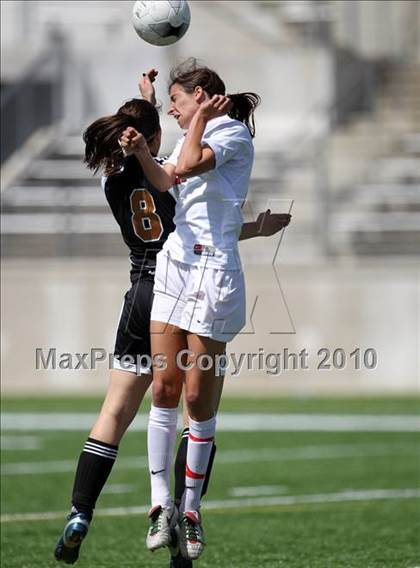 Thumbnail 2 in Westwood vs The Woodlands (Texas 5A Regional Final) photogallery.