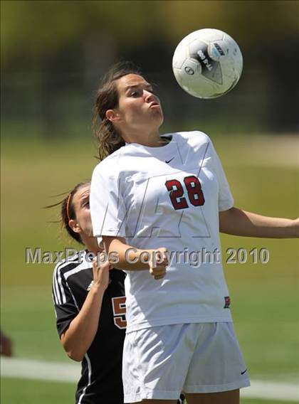 Thumbnail 1 in Westwood vs The Woodlands (Texas 5A Regional Final) photogallery.