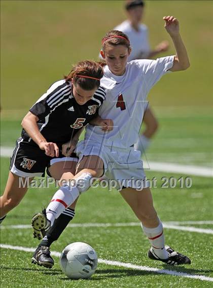 Thumbnail 3 in Westwood vs The Woodlands (Texas 5A Regional Final) photogallery.