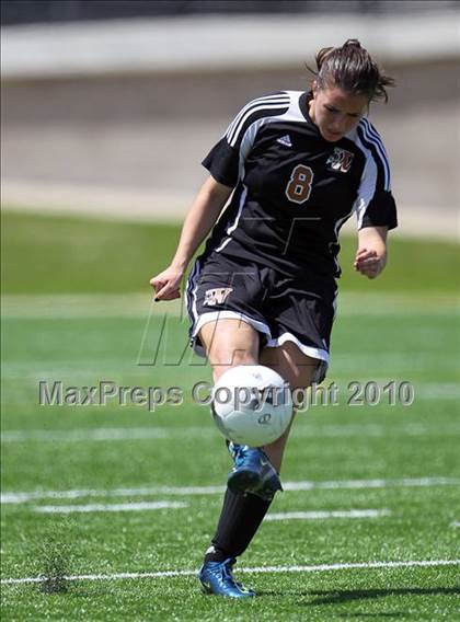 Thumbnail 1 in Westwood vs The Woodlands (Texas 5A Regional Final) photogallery.