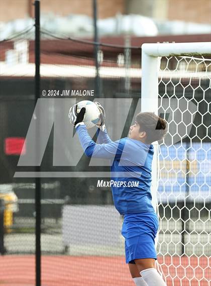 Thumbnail 3 in Newark Memorial @ Menlo-Atherton photogallery.