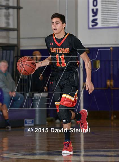 Thumbnail 3 in Eisenhower vs. Hawthorne (St. Hope Elite Classic) photogallery.