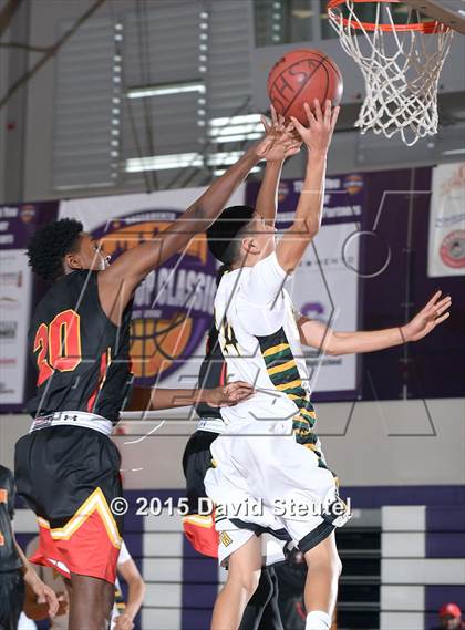 Thumbnail 1 in Eisenhower vs. Hawthorne (St. Hope Elite Classic) photogallery.