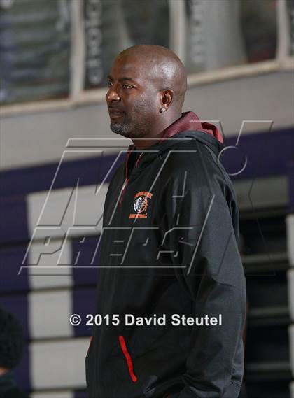 Thumbnail 1 in Eisenhower vs. Hawthorne (St. Hope Elite Classic) photogallery.