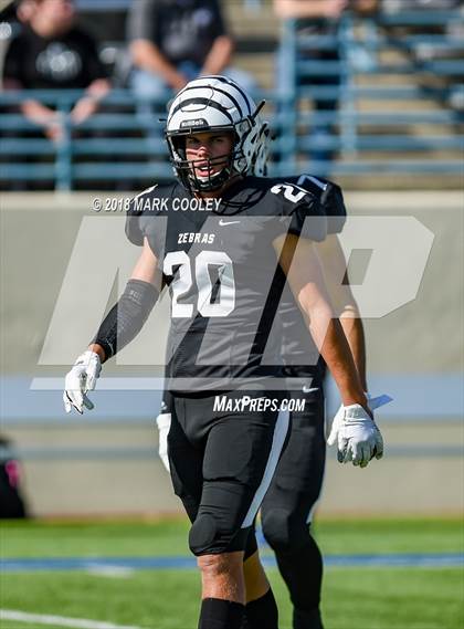 Thumbnail 3 in Grandview vs. Rockdale (UIL 3A D1 Bi-District) photogallery.
