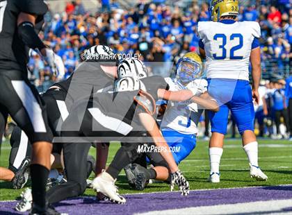 Thumbnail 2 in Grandview vs. Rockdale (UIL 3A D1 Bi-District) photogallery.