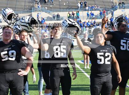 Thumbnail 2 in Grandview vs. Rockdale (UIL 3A D1 Bi-District) photogallery.