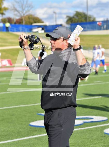 Thumbnail 1 in Grandview vs. Rockdale (UIL 3A D1 Bi-District) photogallery.
