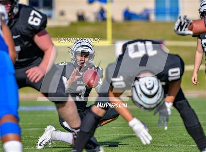 Thumbnail 2 in Grandview vs. Rockdale (UIL 3A D1 Bi-District) photogallery.