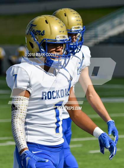 Thumbnail 3 in Grandview vs. Rockdale (UIL 3A D1 Bi-District) photogallery.