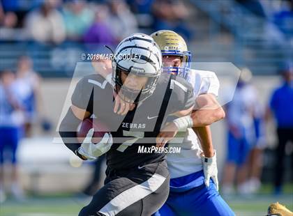 Thumbnail 2 in Grandview vs. Rockdale (UIL 3A D1 Bi-District) photogallery.